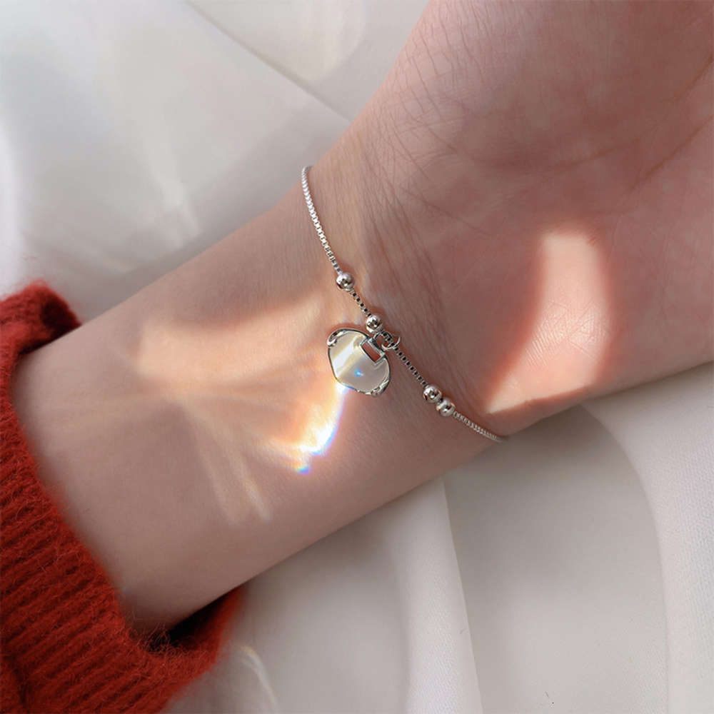 ,bracelet Ruyi Ping'an lock Bracelet women's niche design: exquisite light luxury simple net red transfer hand ornament, Golden;silver
,bracelet Ruyi Ping'an lock Bracelet women's niche design: exquisite light luxury simple net red transfer hand ornament, Golden;silver