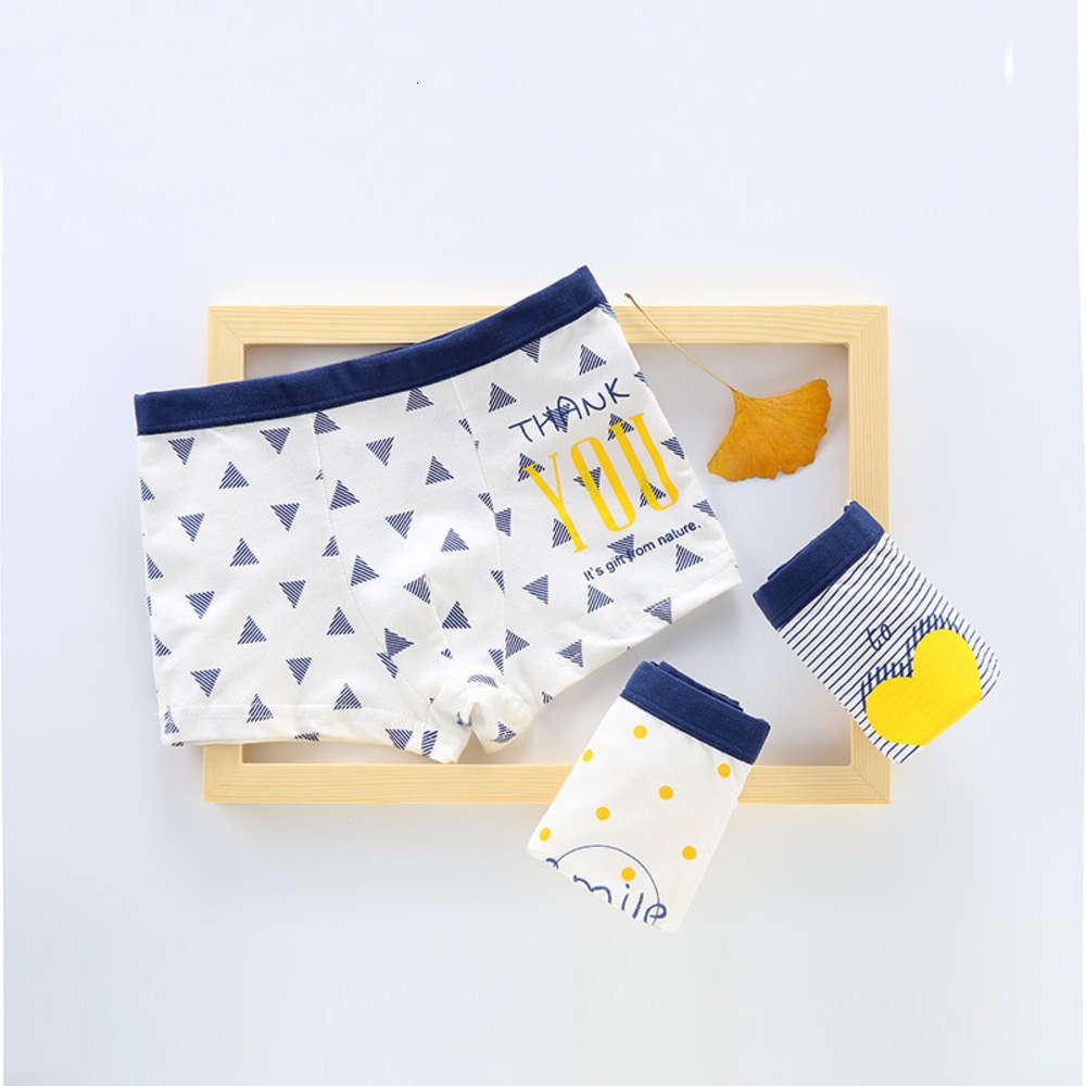Children's underwear flat angle cotton soft boy's cartoon boxers comfortable and breathable, Camo
Children's underwear flat angle cotton soft boy's cartoon boxers comfortable and breathable, Camo