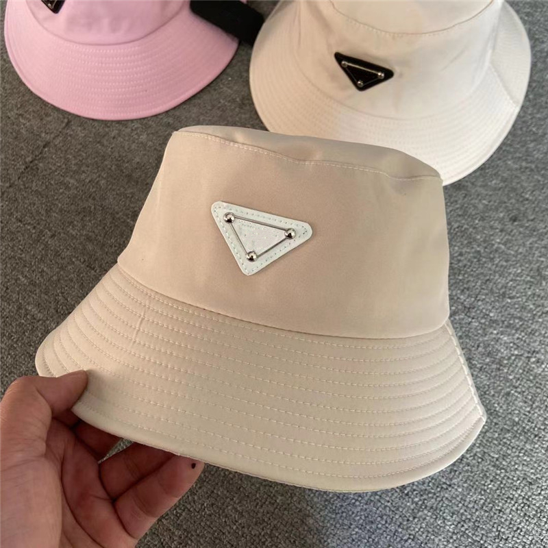 Fashion Designer Bucket Hats for Men Woman Baseball Caps Nylon Fisherman Buckets Hat Patchwork High Quality Summer Winter Solid Color