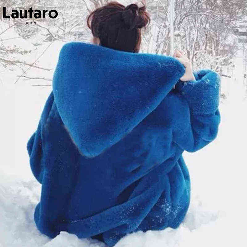 Lautaro Winter Oversized Warm Blue Soft Faux Fur Coat Women with Hood Long Sleeve Zipper Fluffy Jacket Loose Korean Fashion 211123