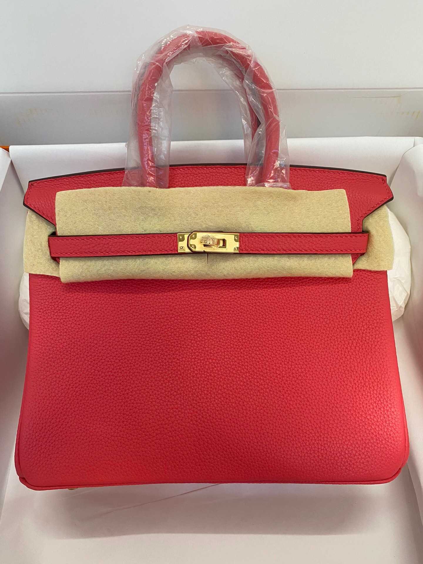 quality bag women purse Designer Tote Bags Handmade Luxury designer Handbags classic fashion Togo leather wallet pochette clutch with, Red gold stock
quality bag women purse Designer Tote Bags Handmade Luxury designer Handbags classic fashion Togo leather wallet pochette clutch with, Red gold stock