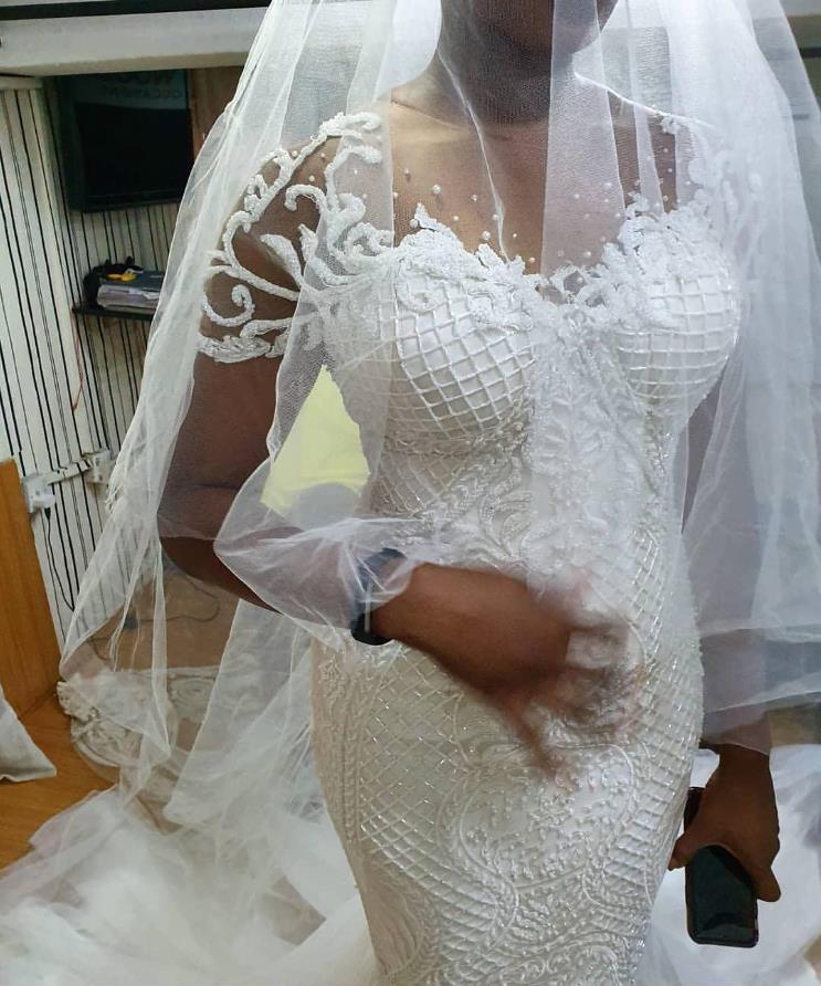 Plus Size Mermaid Wedding Dresses with Short Sleeve 2021 Lace Applique Garden Royal African Trumpet Bridal Reception Gown
