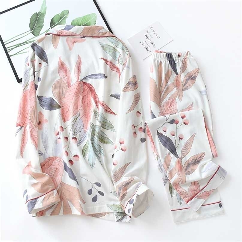 Women Long Sleeve Nightwear Autumn 100% Cotton Knitted Pajama Set Turn-down Collar Leaves Printing Pajamas Loungewear Sleepwear 211109, Photo color
Women Long Sleeve Nightwear Autumn 100% Cotton Knitted Pajama Set Turn-down Collar Leaves Printing Pajamas Loungewear Sleepwear 211109, Photo color