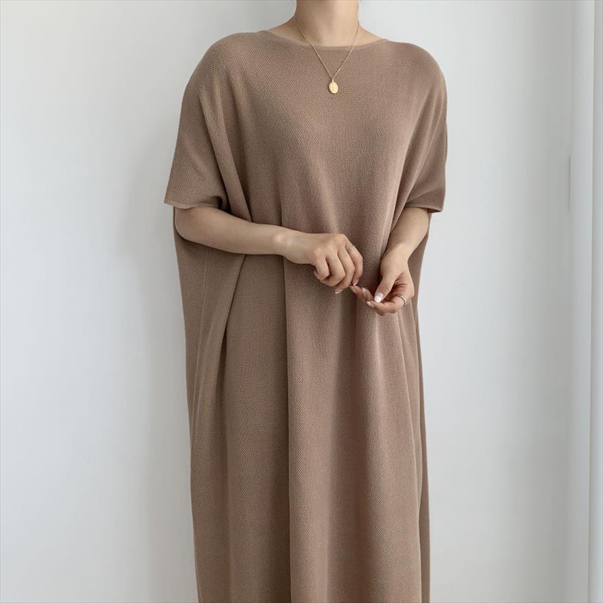 summer casual oversized straight women dress long batwing sleeve round collar pullover solid color midi dresses, Black;gray
summer casual oversized straight women dress long batwing sleeve round collar pullover solid color midi dresses, Black;gray
