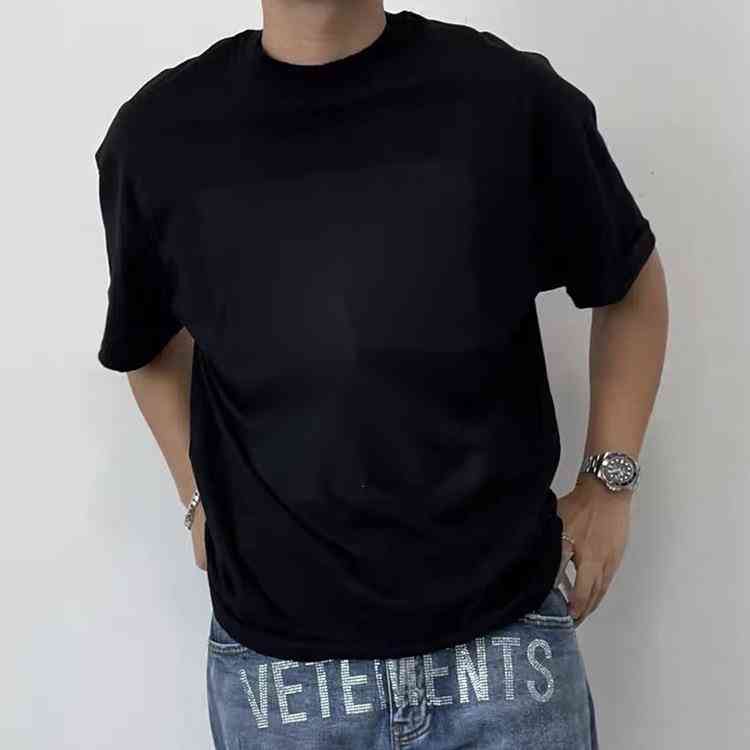 T-shirt man High Quality Vintage Wash worn portrait high street couple short sleeve hip-hop letters round neck loose short sleeves, White;black
T-shirt man High Quality Vintage Wash worn portrait high street couple short sleeve hip-hop letters round neck loose short sleeves, White;black