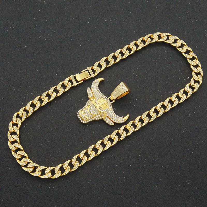 Pendant Necklaces 6pcs Hip Hop Jewelry Bull Head Necklace Miami Cuban Chain Iced Out Bling Hiphop Men Jewlery Neckless Male
Pendant Necklaces 6pcs Hip Hop Jewelry Bull Head Necklace Miami Cuban Chain Iced Out Bling Hiphop Men Jewlery Neckless Male