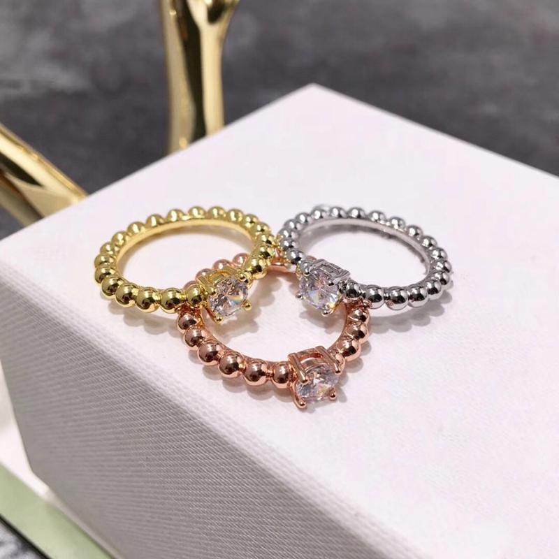 Cluster Rings Fashion Classic Brand Ring Luxury High Quality Rose Gold Silver Color Polishing Beads Circle With Stone Women Wedding Party
Cluster Rings Fashion Classic Brand Ring Luxury High Quality Rose Gold Silver Color Polishing Beads Circle With Stone Women Wedding Party