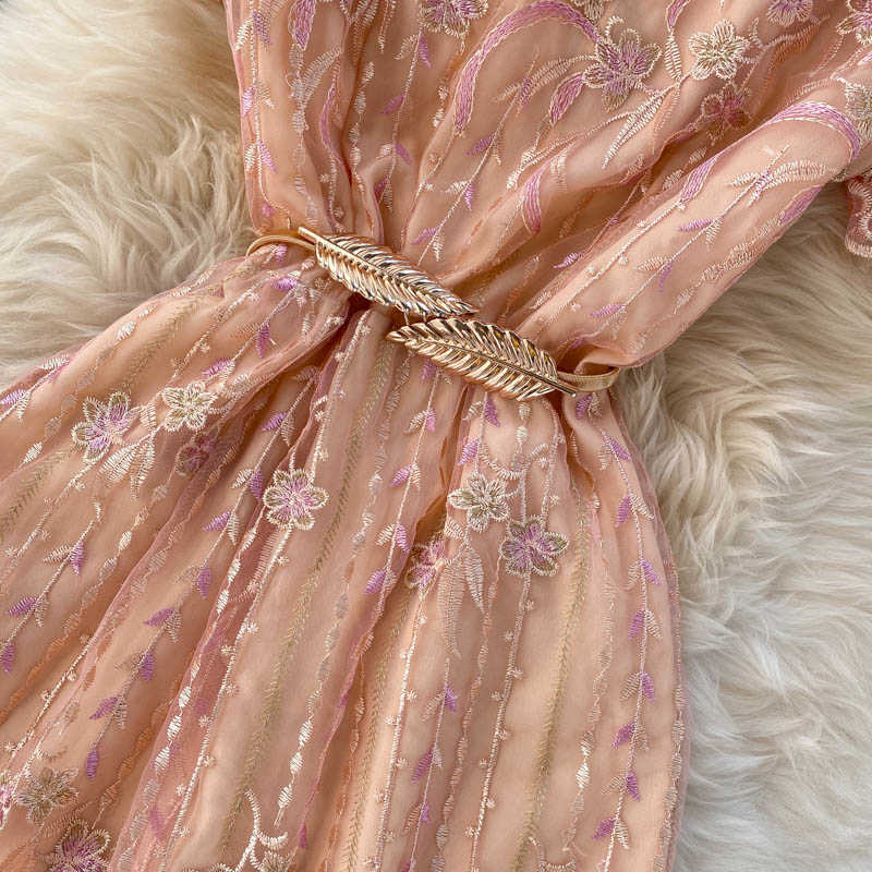 DEAT Summer Arrivals Round Collar Short Sleeve High Waist Embroidery Slim Vintage A-line Long Dress MZ731 210709