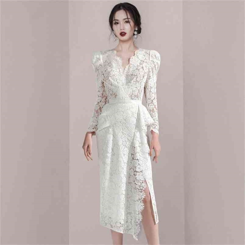 White Solid Dress For Woman Lace V-neck Lace-up Vestidos Lady Elegant Vintage Long Dresses Female Spring Clothing 210603, Picture color
White Solid Dress For Woman Lace V-neck Lace-up Vestidos Lady Elegant Vintage Long Dresses Female Spring Clothing 210603, Picture color