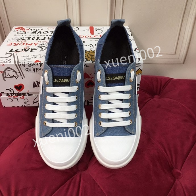 luxurys designers socks men shoes boots platform sneakers Casual of triple Beige black white Red bule Neon women sports fashion outdoor size 35-45 hc210802, 05
luxurys designers socks men shoes boots platform sneakers Casual of triple Beige black white Red bule Neon women sports fashion outdoor size 35-45 hc210802, 05
