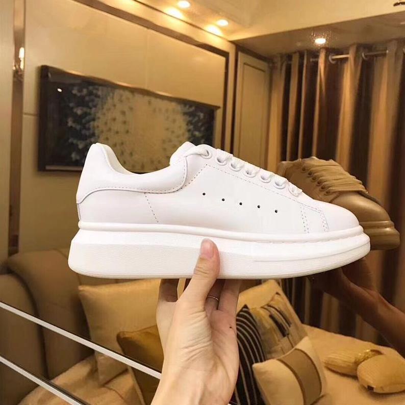 Hot Designer Casual Shoes Luxury Women Men Leather Lace Up Platform Oversized Sole Sneakers White Black With Box, Customize
Hot Designer Casual Shoes Luxury Women Men Leather Lace Up Platform Oversized Sole Sneakers White Black With Box, Customize