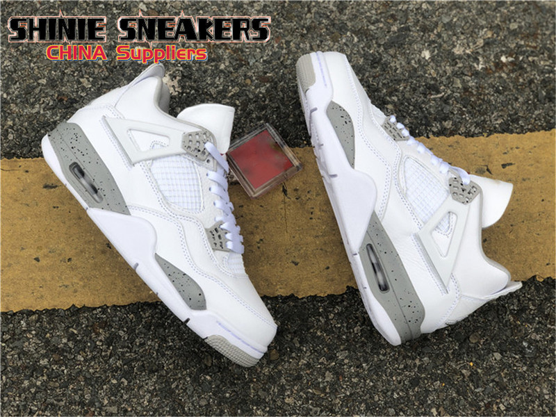 Authentic 4 White Oreo 4s Man Basketball Shoes Tech Grey Black Fire Red CT8527-100 Retro Sneakers, Bubble wrap packaging
Authentic 4 White Oreo 4s Man Basketball Shoes Tech Grey Black Fire Red CT8527-100 Retro Sneakers, Bubble wrap packaging