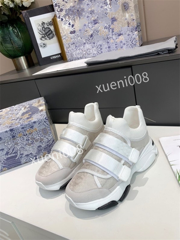 2021 platform 1 Low running shoes sketch pack aurora men women trainers sports sneakers chaussures zapatos scarpe zh211027, White
2021 platform 1 Low running shoes sketch pack aurora men women trainers sports sneakers chaussures zapatos scarpe zh211027, White