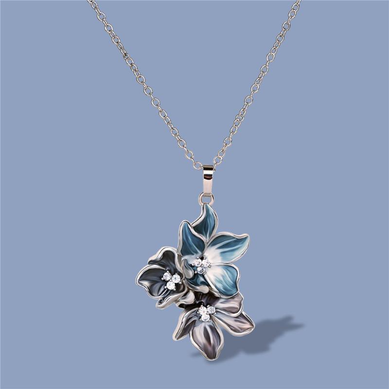 Pendant Necklaces Vintage Elegant Flower Shape Neck Pendants Women Epoxy Diamond 925 Silver Necklace Handmade Jewelry Wedding Bridal Chain
Pendant Necklaces Vintage Elegant Flower Shape Neck Pendants Women Epoxy Diamond 925 Silver Necklace Handmade Jewelry Wedding Bridal Chain