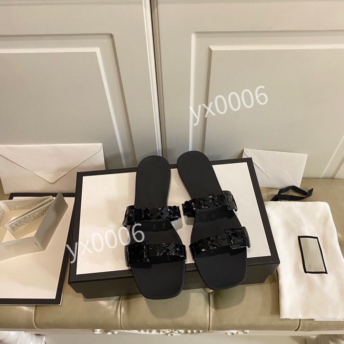 Fashion casual men designer shoes letter 35-40 carved lace up white black leather Luxury Mens shoe streetwear fast ship jm210210, Choose the color
Fashion casual men designer shoes letter 35-40 carved lace up white black leather Luxury Mens shoe streetwear fast ship jm210210, Choose the color