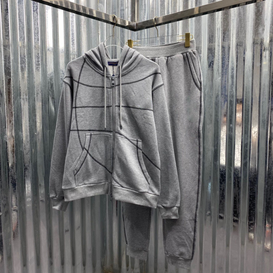 New AOP jacquard letter knitted sweater in autumn / winter 2021acquard knitting machine e Custom jnlarged detail crew neck cotton fd333d3, Black
New AOP jacquard letter knitted sweater in autumn / winter 2021acquard knitting machine e Custom jnlarged detail crew neck cotton fd333d3, Black