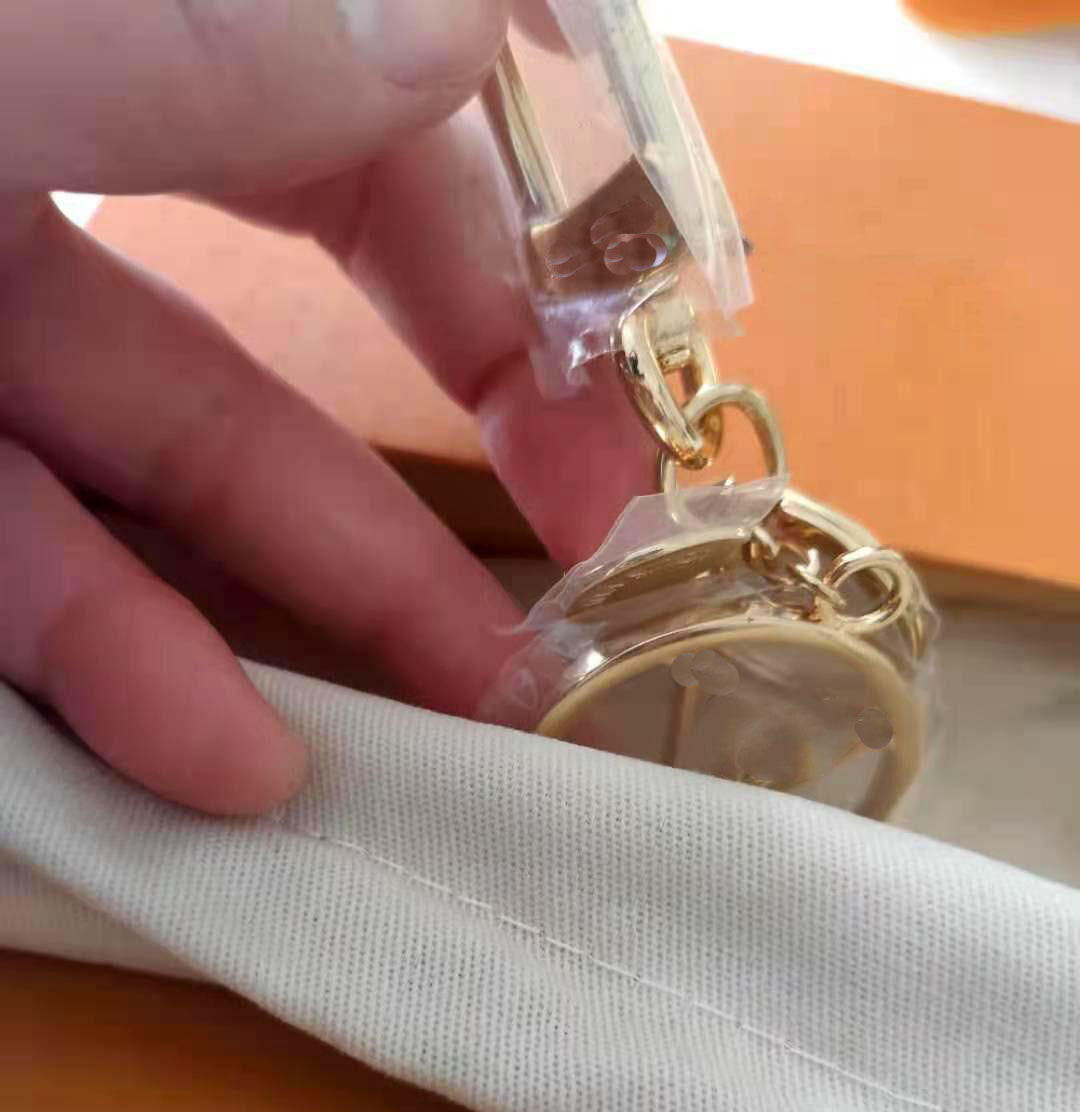 fashion woman mans Alloy Handmade key chain Men Women Souvenirs Car Bag Keychain with box i01
fashion woman mans Alloy Handmade key chain Men Women Souvenirs Car Bag Keychain with box i01