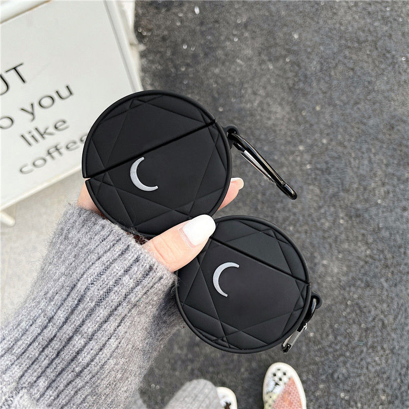 Luxurys Designers Airpods earphone fashion Bluetooth headset wireless case shockproof cases earhopnes Accessories For airpod 1 2 pro 3 top quality 
Luxurys Designers Airpods earphone fashion Bluetooth headset wireless case shockproof cases earhopnes Accessories For airpod 1 2 pro 3 top quality