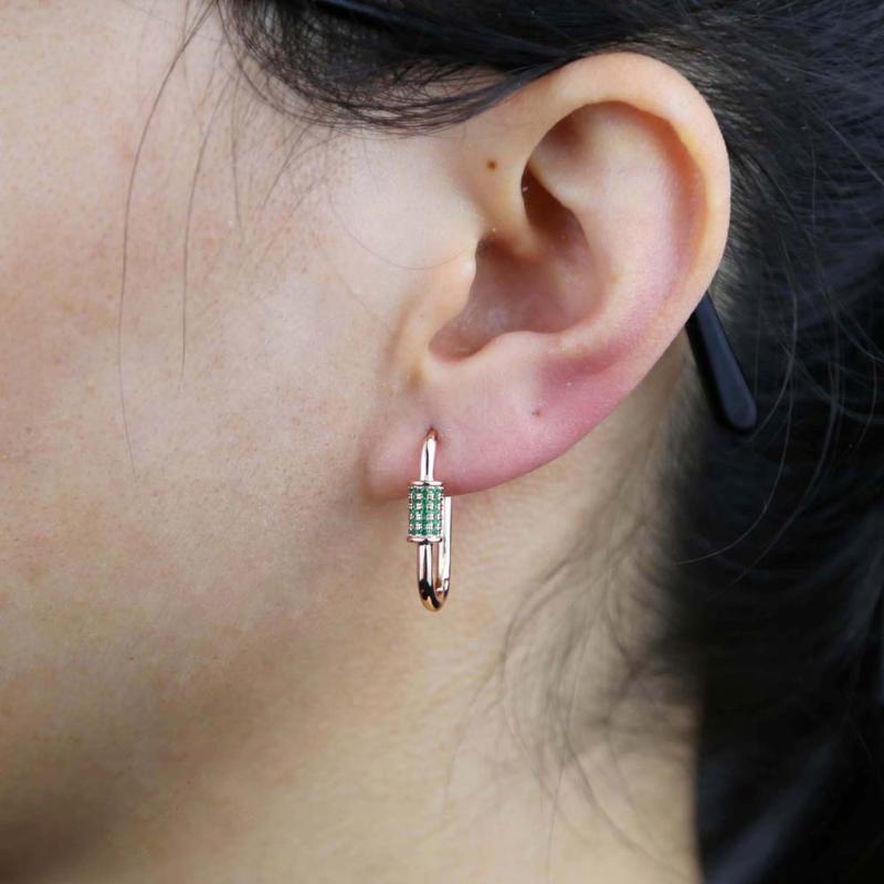 2021 High Quality Iced Out Colorful Bling White Green Red Blue Geometric CZ Rectangle Paper Clip Hoop Huggie Earring For Women