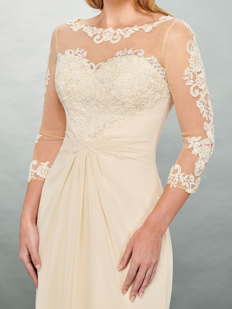 Daffodil Chiffon Bridesmaid Dresses Three Quarter Sleeves Zipper Back Wedding Party Dress Sheer with Floral Applique