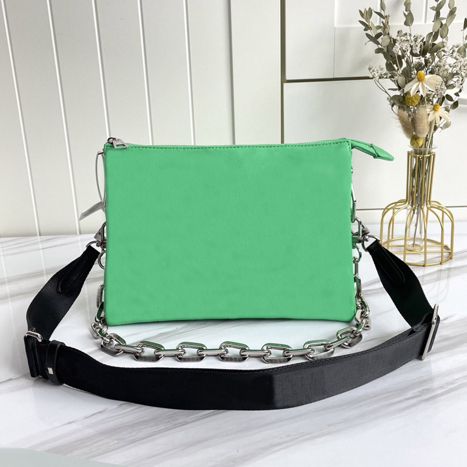 FASHION shoulder bags hair stick bag top leather material Canvas straps chain letters decoration style design men women universal pouch
FASHION shoulder bags hair stick bag top leather material Canvas straps chain letters decoration style design men women universal pouch