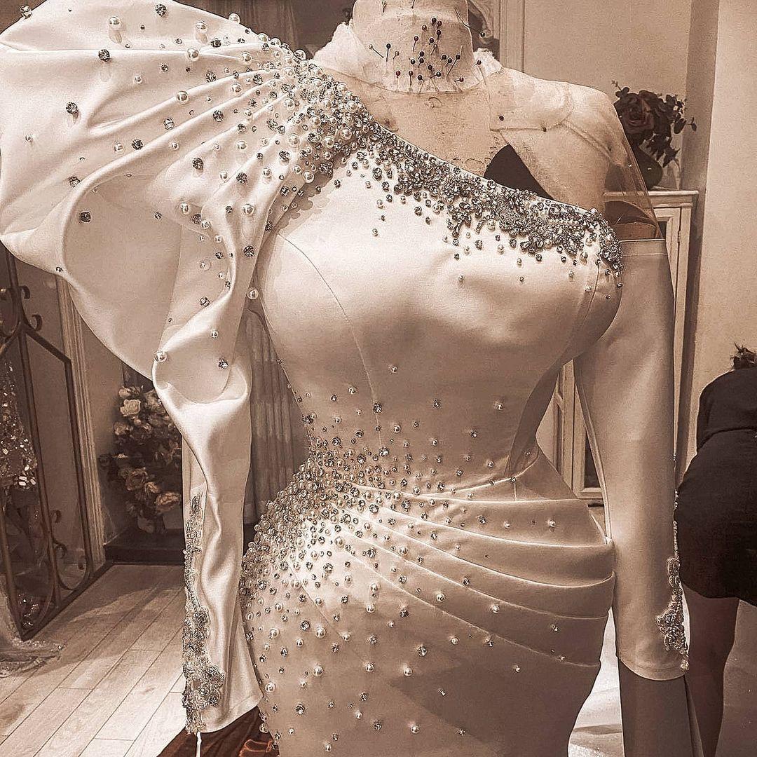 Mermaid Dresses One Shoulder Long Sleeves Beaded Ruffles Sweep Train Plus Size Wedding Bridal Gown Vestido De Novia