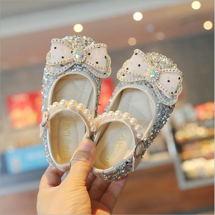 

Spring Autumn Baby Girls Shoes Crystal Bow Patent Leather Princess Shoes Bling Glitter Kids Shoes First Walkers, Silver