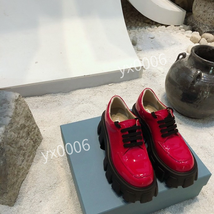 2022 Women Designer Boots Desert Platform 35-41 Shoes Buckle Ankle Genuine Leather Boot Bee Star Trail Shoe Female Rough Heel Booties ds200809, 04
2022 Women Designer Boots Desert Platform 35-41 Shoes Buckle Ankle Genuine Leather Boot Bee Star Trail Shoe Female Rough Heel Booties ds200809, 04
