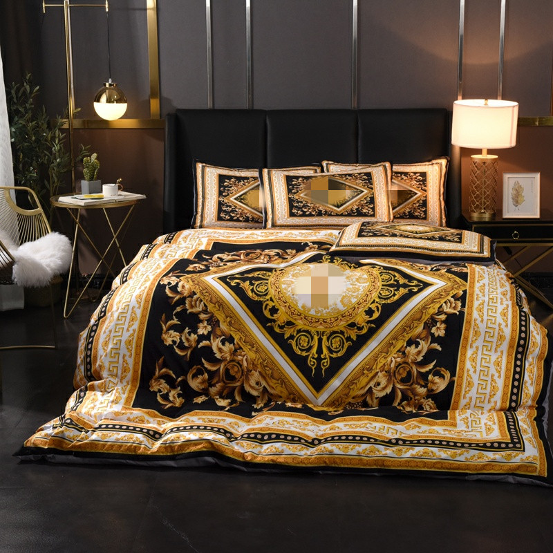 luxury designers bedding sets duvet cover size bed sheet pillowcases high quality designer comforter set, Same as pic
luxury designers bedding sets duvet cover size bed sheet pillowcases high quality designer comforter set, Same as pic