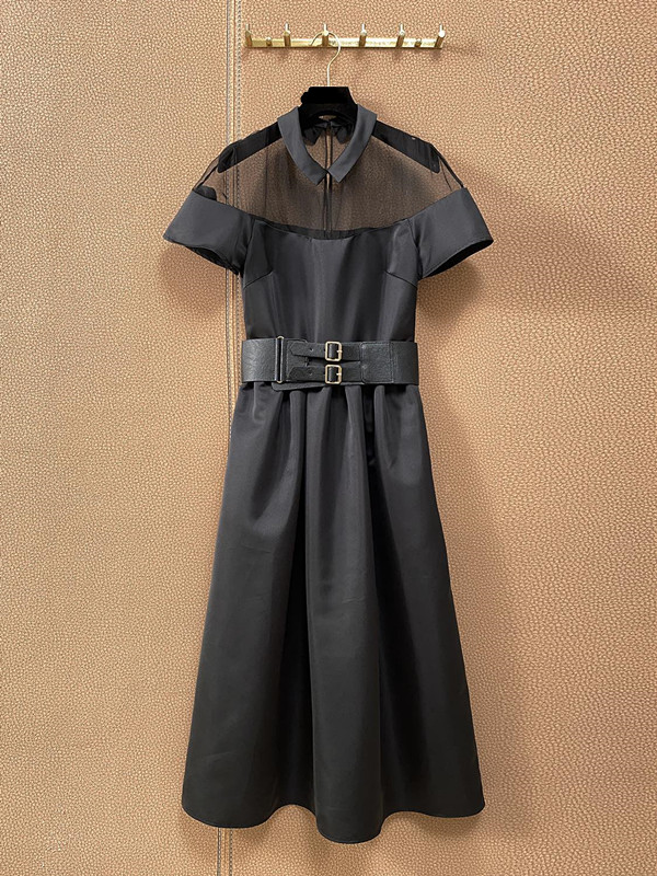 2021 spring women's doll collar patchwork see-through silk organza short sleeve acetic acid black dress with belt
2021 spring women's doll collar patchwork see-through silk organza short sleeve acetic acid black dress with belt