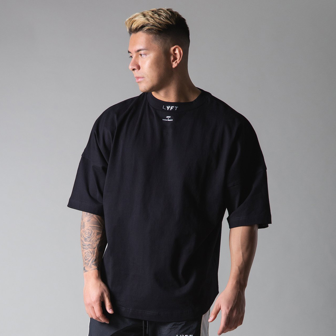 New 2021 Summer Fashion Letter Printing Men's Short Sleeve Body-building T-shirt Sports Compression Tight Fitness Base Layer Gym Top 1s9i, White
New 2021 Summer Fashion Letter Printing Men's Short Sleeve Body-building T-shirt Sports Compression Tight Fitness Base Layer Gym Top 1s9i, White
