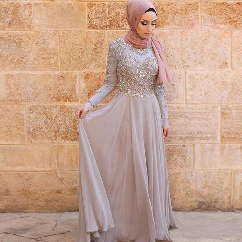 Sparkly Muslim A Line Wedding Dresses Crystals Bride Dress Pearls Beaded Saudi Arabic Dubai Abaya Long Sleeves Chiffon Formal Reception Bridal Gowns 2