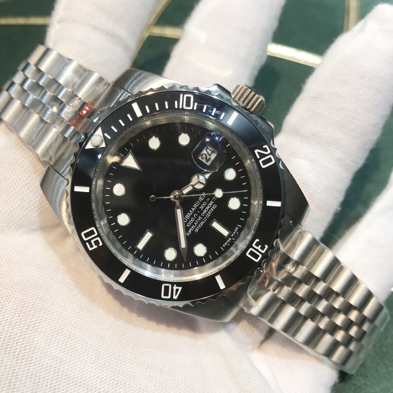 15 colours Mens Watches black dial Ceramic bezel sapphire glass Luminous Automatic sweeping 904L stainless steel waterproof wristwatches, Slivery;brown
15 colours Mens Watches black dial Ceramic bezel sapphire glass Luminous Automatic sweeping 904L stainless steel waterproof wristwatches, Slivery;brown