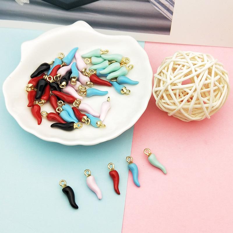 Charms 10pcs 6*21mm Chili Alloy Enamel Pendants Vegetable Dangle Fit DIY Earrings Bracelets Hair Jewelry Accessory LX226, Bronze;silver
Charms 10pcs 6*21mm Chili Alloy Enamel Pendants Vegetable Dangle Fit DIY Earrings Bracelets Hair Jewelry Accessory LX226, Bronze;silver