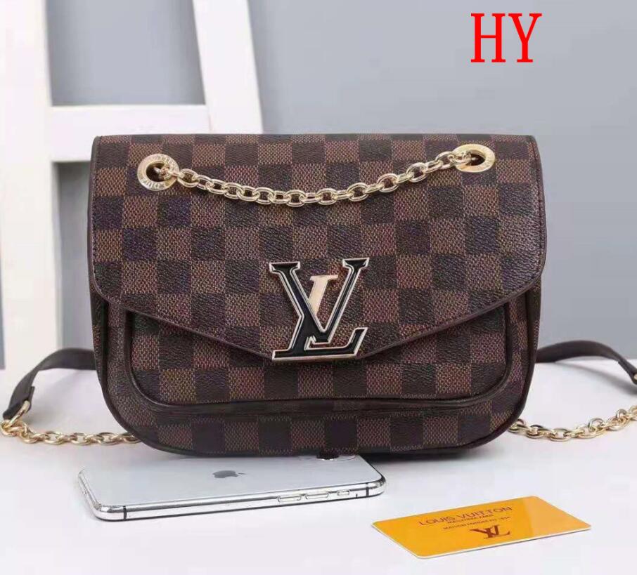 Ladies Bags Handbags Casual Checkered Tassels European and American Fashion Saddle Sheepskin Shoulder Hand Leather Plain Floral Christmas Diamond Crossbody Bag3
Ladies Bags Handbags Casual Checkered Tassels European and American Fashion Saddle Sheepskin Shoulder Hand Leather Plain Floral Christmas Diamond Crossbody Bag3