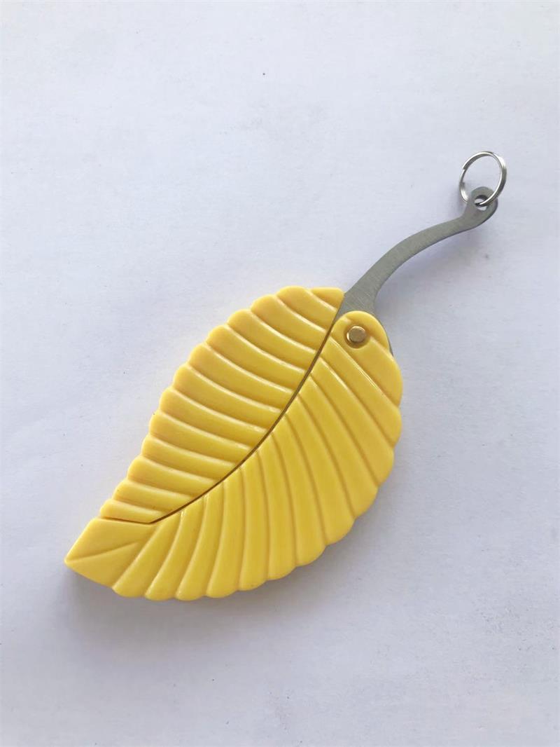 Creative green leaf knife golden Knives portable key accessories folding EDC tool peeler HW147