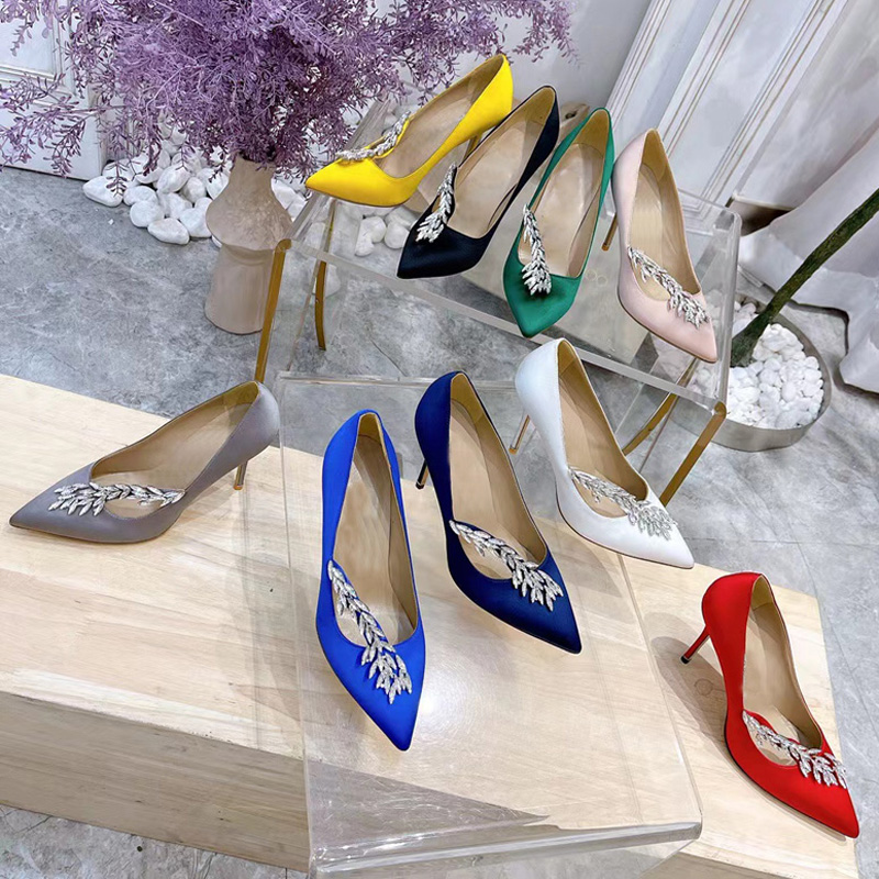 luxurious Designer Party Wedding Shoes Bride Women Ladies Sandals Fashion Sexy Dress Pointed Toe 9cm ssilk Rhinestone Jewelry Glitter high-heeled shoe 42, Blue
luxurious Designer Party Wedding Shoes Bride Women Ladies Sandals Fashion Sexy Dress Pointed Toe 9cm ssilk Rhinestone Jewelry Glitter high-heeled shoe 42, Blue