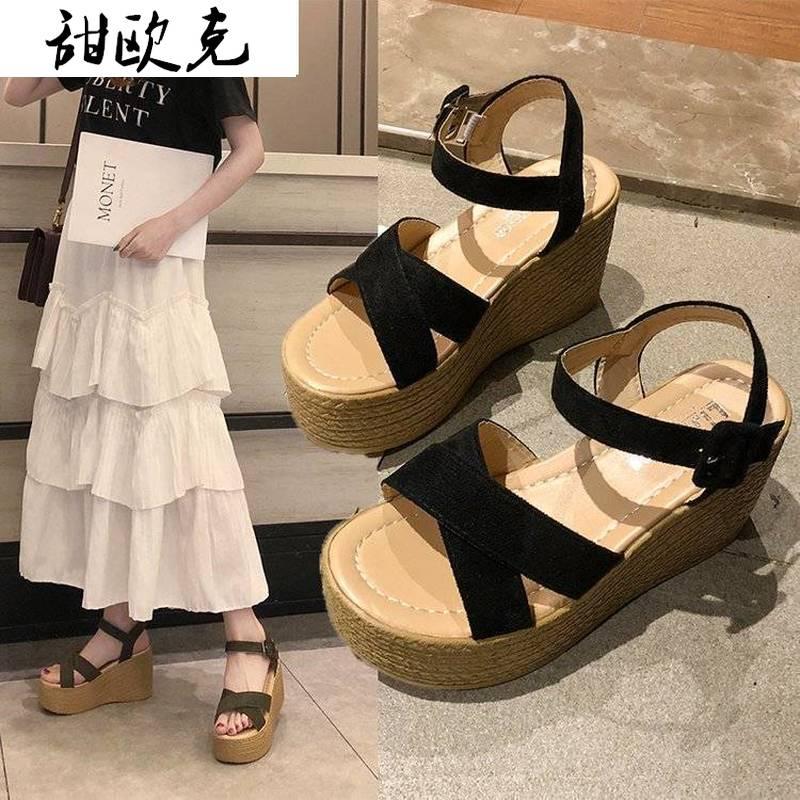 2021 Summer Women Sandals New Platform Women Sandals Fashion Flat-bottomed Buckle High-heeled Open Toe Roman, Black 
2021 Summer Women Sandals New Platform Women Sandals Fashion Flat-bottomed Buckle High-heeled Open Toe Roman, Black