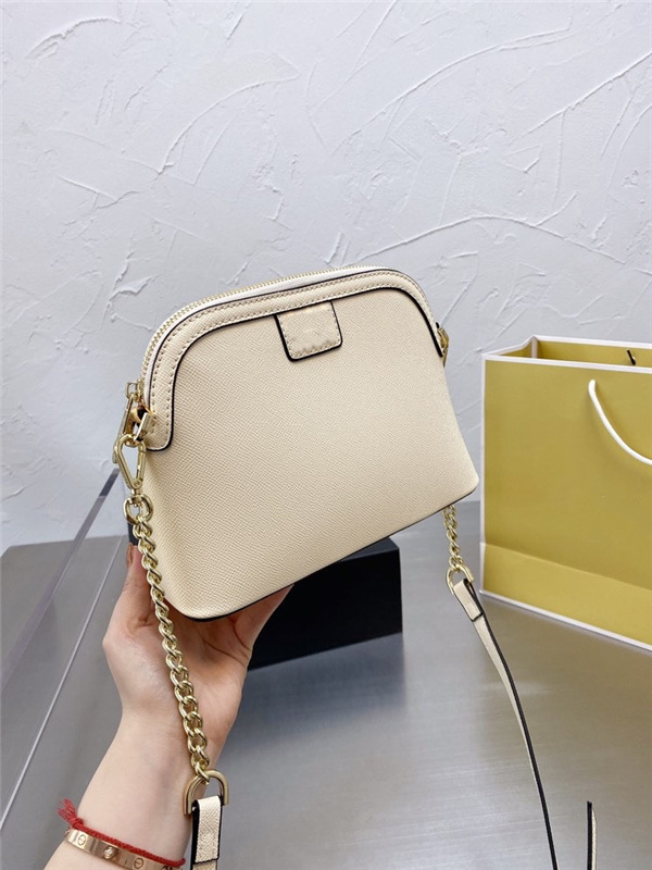Women Chain Crossbody Evening Bags Lady Leather Handbag Purses Wallet Purse Female Messenger Bag 24-18cm, The box is not sold separately
Women Chain Crossbody Evening Bags Lady Leather Handbag Purses Wallet Purse Female Messenger Bag 24-18cm, The box is not sold separately