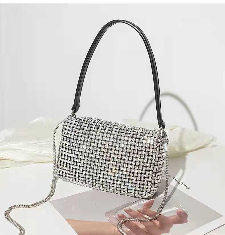 Alexander woman hobo-sack diamond for 2021 female clutch design brand luxury shoulder bags leather purse or shiny hobo-bag, Bag and chain.
Alexander woman hobo-sack diamond for 2021 female clutch design brand luxury shoulder bags leather purse or shiny hobo-bag, Bag and chain.