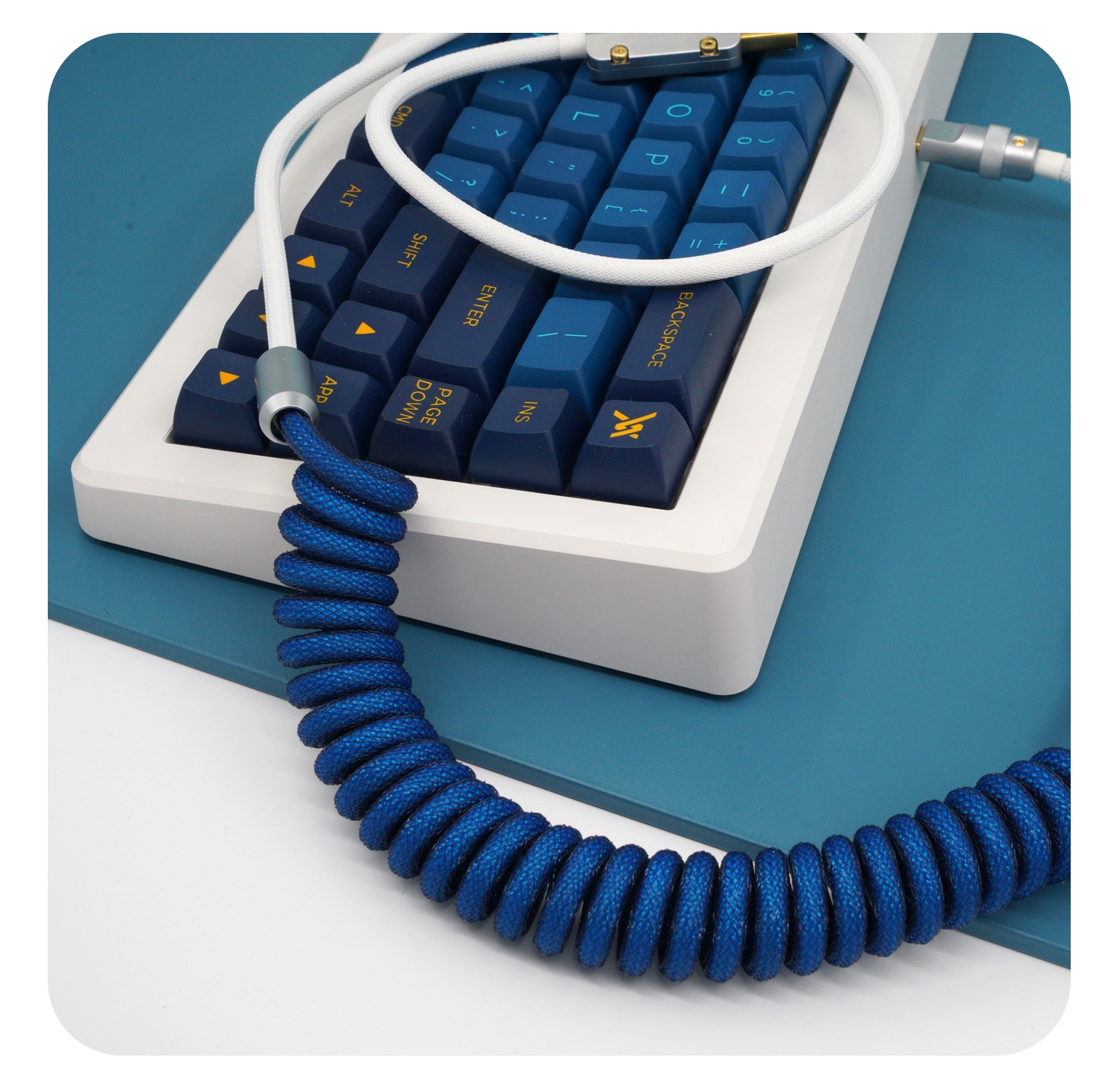 GeekCable Handmade Customized Mechanical Keyboard Data Cable For GMK Theme SP Keycap Line Mysterious Blue And White Colorway