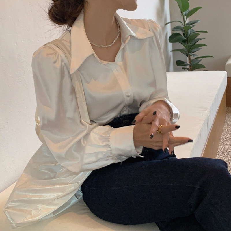 Korean Bubble Sleeve Loose Satin Button Lapel Shirt Elegant Women Shirt Tops White New Chic Women Blouse Blusas Mujer 12635 220311