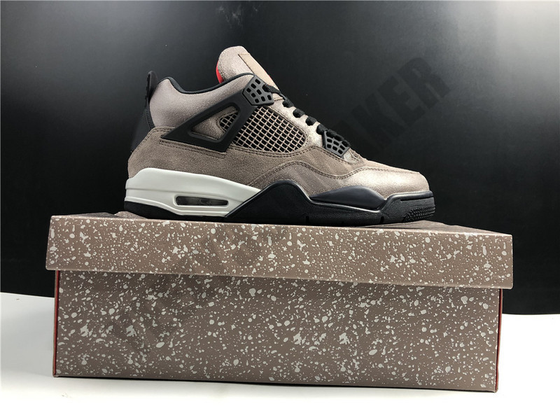 2021 Jumpman 4 4s Taupe Haze Oil Grey brown Man Basketball Shoes OG expected to return Real Leather Sneakers With Box DB0732-200
2021 Jumpman 4 4s Taupe Haze Oil Grey brown Man Basketball Shoes OG expected to return Real Leather Sneakers With Box DB0732-200