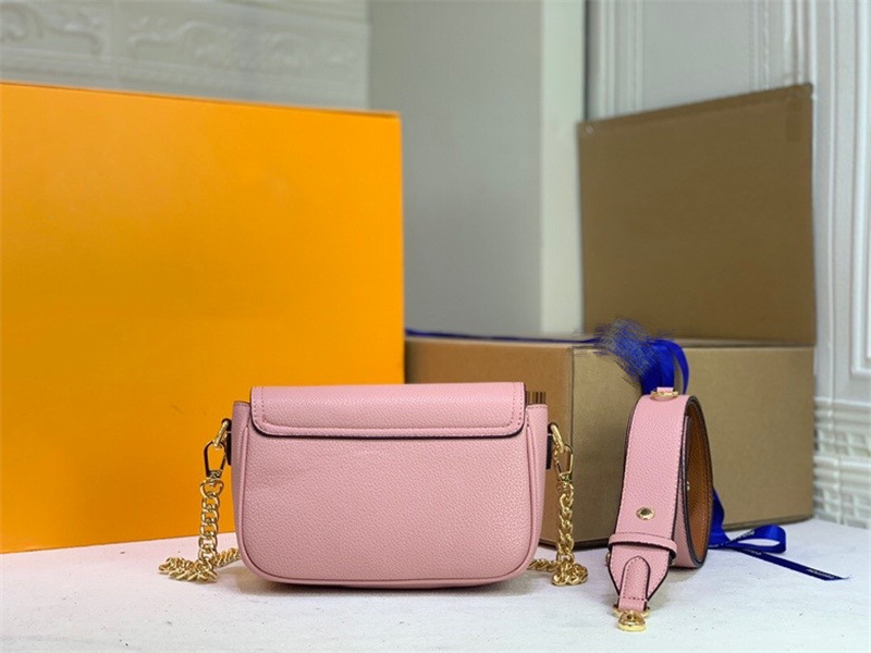 2021 High Quality luxurys designer bags womens CrossBody Canvas Printed Handbag ladies Shoulder Bag purse Cross Handbags 19-13-8cm, 01
2021 High Quality luxurys designer bags womens CrossBody Canvas Printed Handbag ladies Shoulder Bag purse Cross Handbags 19-13-8cm, 01