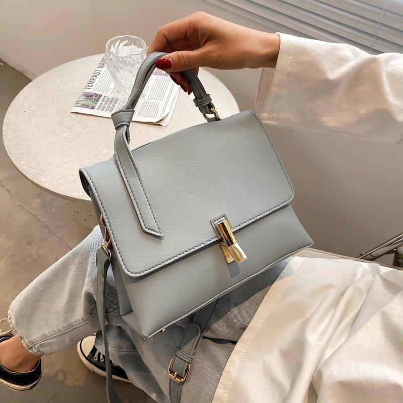 Shoulder Bags Fashion High Quality Pu Leather For Women 2021 Simple Travel Waterproof Casual Ladies Crossbody Bag, Black
Shoulder Bags Fashion High Quality Pu Leather For Women 2021 Simple Travel Waterproof Casual Ladies Crossbody Bag, Black
