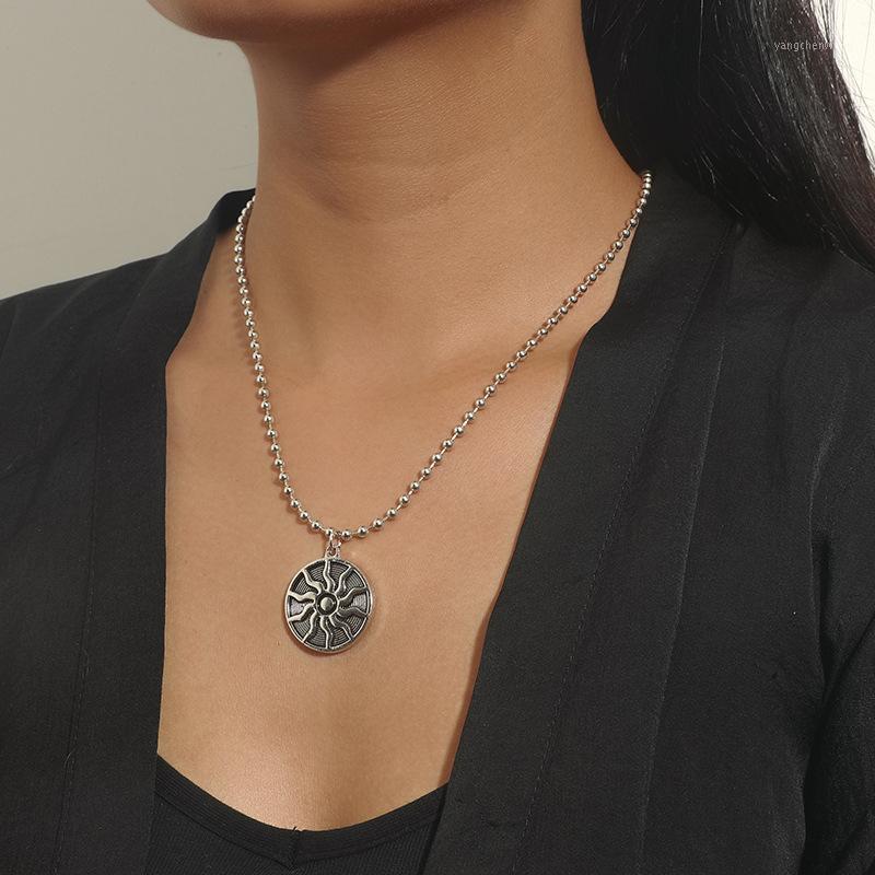 Chains Vintage Sun Pendant Necklaces For Women Men Boho Kpop Female Necklace Party Jewelry Aesthetic Hippie Collier Femme
Chains Vintage Sun Pendant Necklaces For Women Men Boho Kpop Female Necklace Party Jewelry Aesthetic Hippie Collier Femme