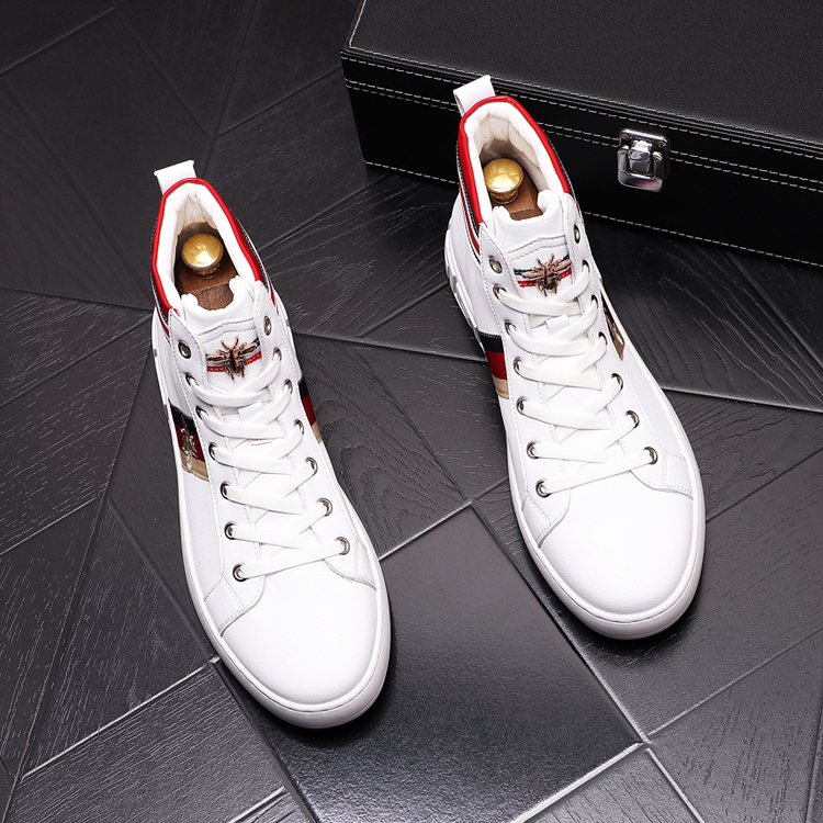 Spring Autumn Fashion Designer Boots Men Classic Glitter Round Toe White Bee Embroidery Sneakers Lace-up Party Casual Shoes B149
Spring Autumn Fashion Designer Boots Men Classic Glitter Round Toe White Bee Embroidery Sneakers Lace-up Party Casual Shoes B149