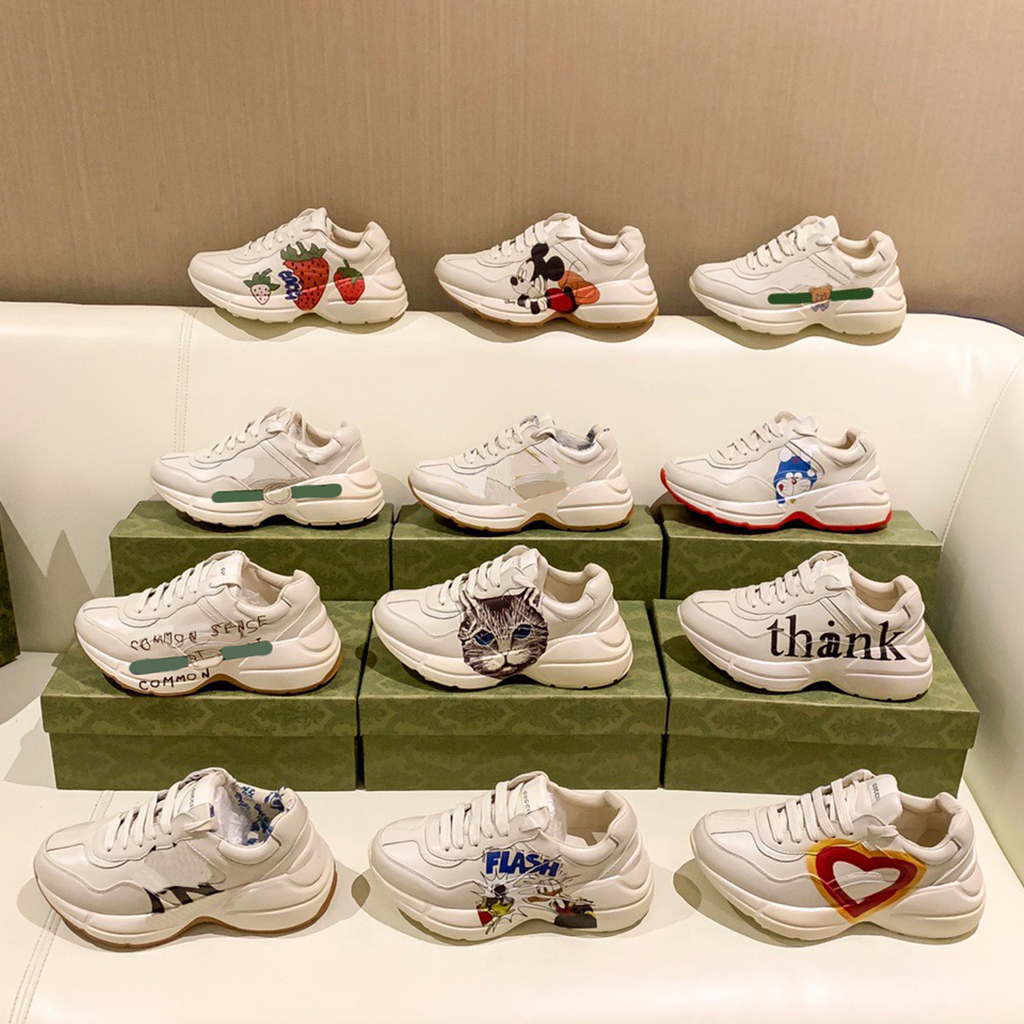 Top Quality Mens Womens Rhyton Designer Casual Shoes Dad Sneaker Paris Genuine Leather Embroidery Classic Cats Flowers Trainers Embroidered Lover Sneakers 35-45, 29
Top Quality Mens Womens Rhyton Designer Casual Shoes Dad Sneaker Paris Genuine Leather Embroidery Classic Cats Flowers Trainers Embroidered Lover Sneakers 35-45, 29