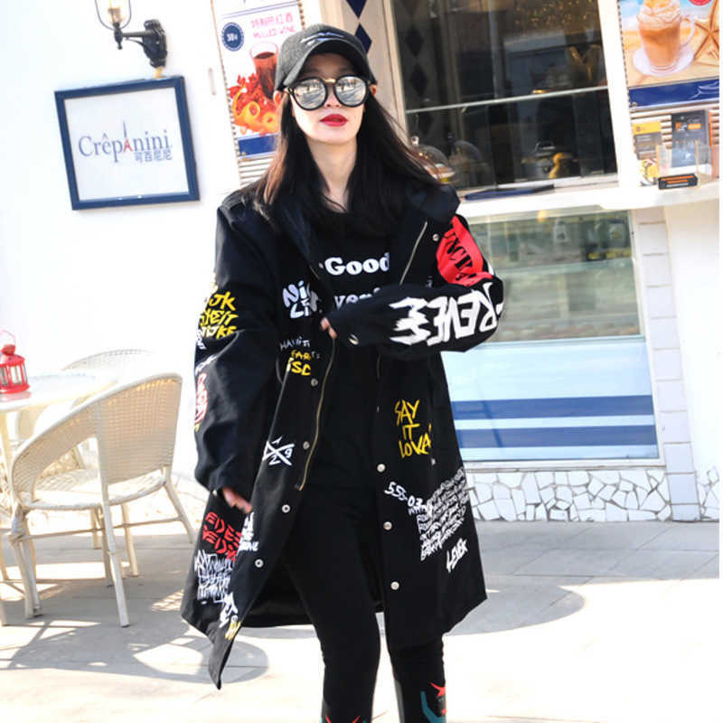 Vefadisa Women Scrawl Overcoat Spring Autumn Long Hooded Cotton Coat Letter Printing Jacket Black DQ0287 210825