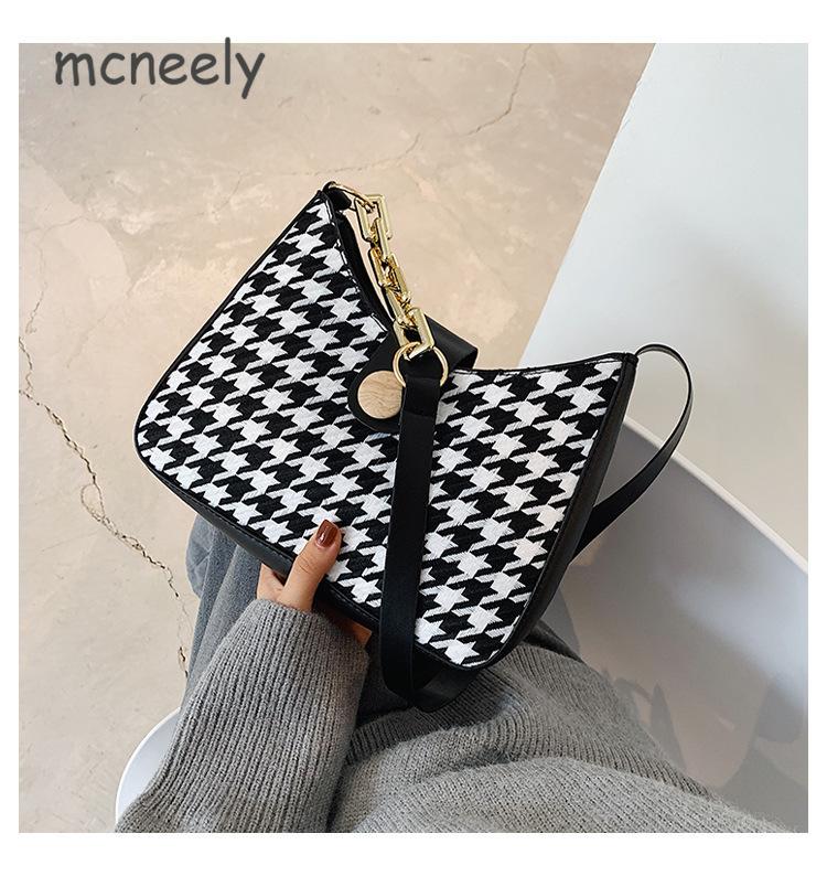 Autumn Winter New Fashion Female Bag Leisure Thousand Bird Case Chain Armpit Bag Female Single Shoulder Cross-body Small, As picture
Autumn Winter New Fashion Female Bag Leisure Thousand Bird Case Chain Armpit Bag Female Single Shoulder Cross-body Small, As picture